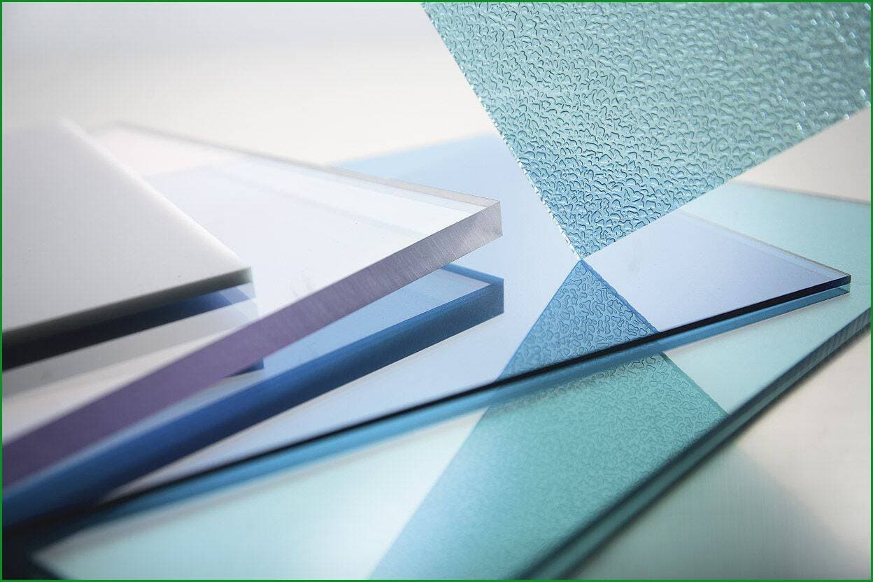 Tấm Polycarbonate đặc Everest Light