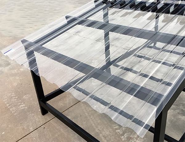 Tấm lợp lấy sáng polycarbonate sóng Quadalite